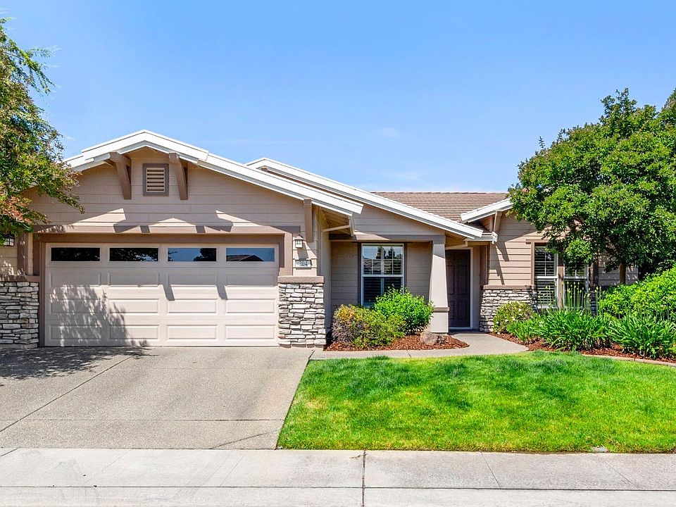 1st image of 204 Stags Leap Ln