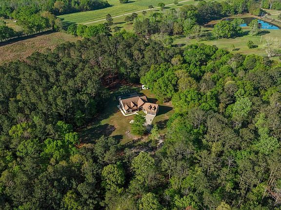 3rd image of 26953 Harmony Church Rd
