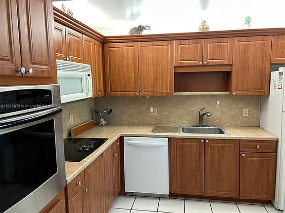 4th image of 16531 Blatt Blvd APT 102