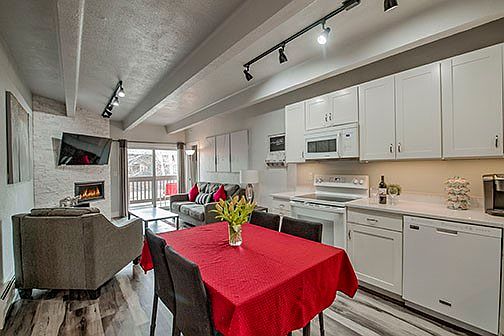 4th image of 200 Granite Street UNIT 211
