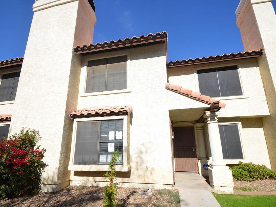 1st image of 921 W University Dr Unit 1135