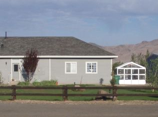 180 Potosi Rd, Dayton, NV 89403