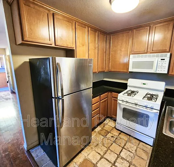 514 Calle Montecito #74 — Photo 3