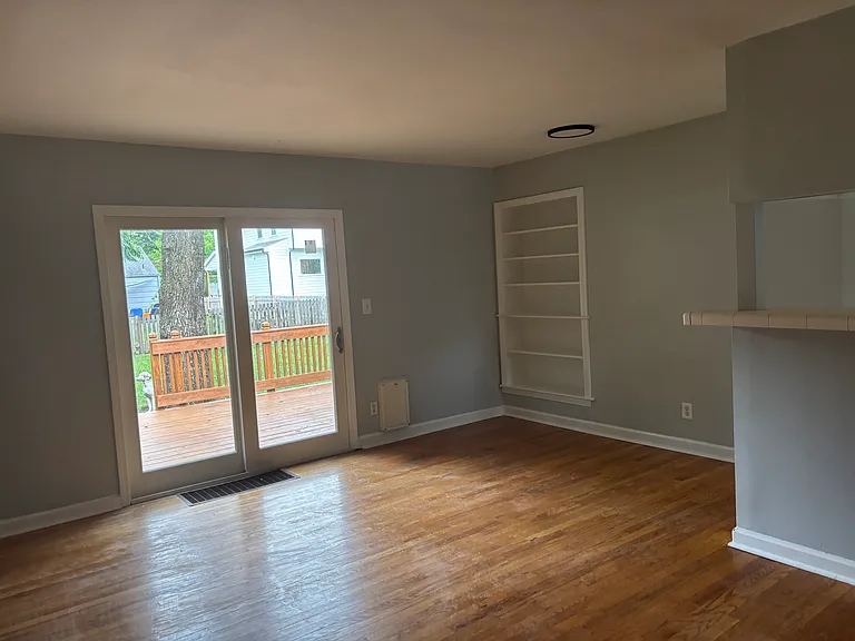 5405 W 71st St — Photo 11