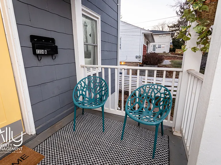 1304 Belleview Ave #1-A — Photo 60