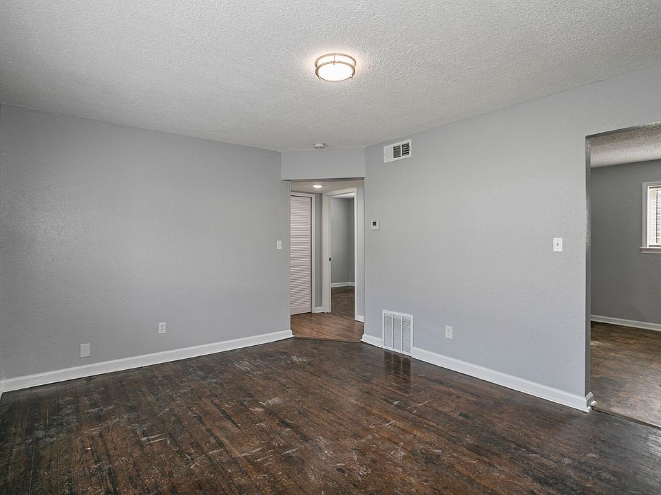 1st image of 1430 N 55th Dr #A