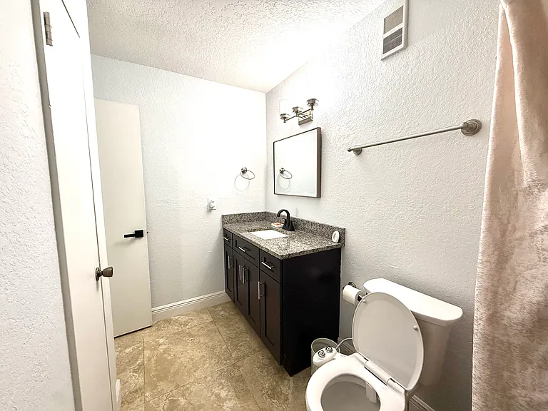 11526 Westwood Blvd #711 — Photo 22