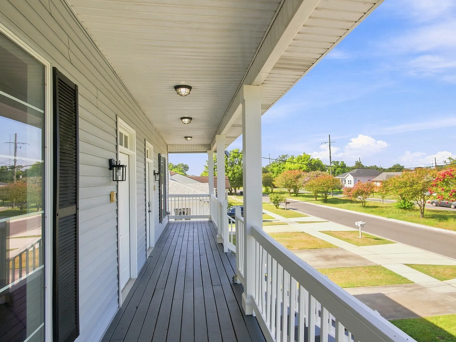 1 bed, 1100 sqft, $1,375 — Photo 3