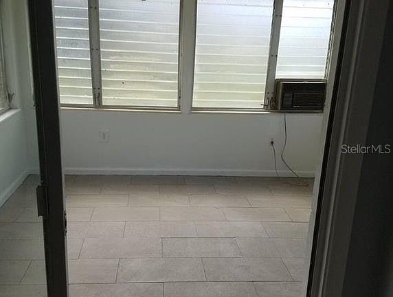 5th image of 226 Waterway Cir