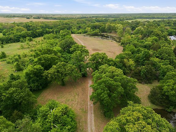 2nd image of 639 County Road 1001