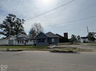 903 E 5th St, Muncie, IN 47302