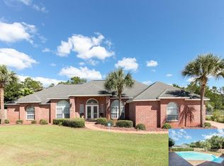 2745 Creeks Edge Ln, Navarre, FL 32566