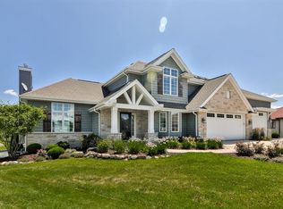 1293 Key Largo Ct, Machesney Park, IL 61103
