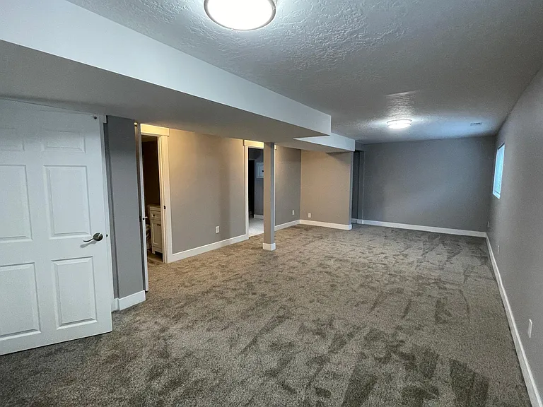 1224 W Indiana Ave #B — Photo 14