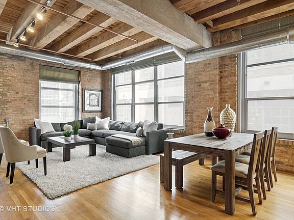 2nd image of 333 S Des Plaines St #401