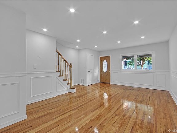 4th image of 931 E 232nd Street