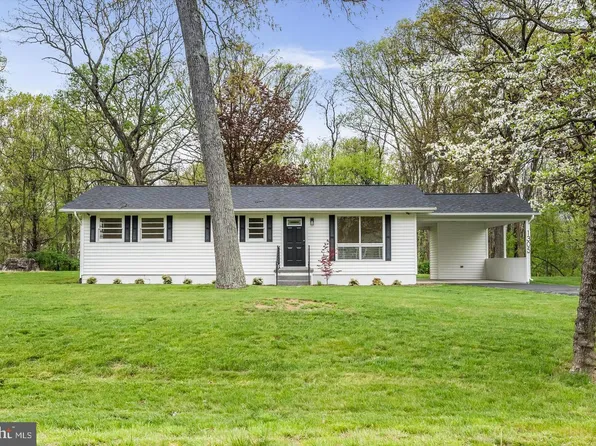 1305 Crums Church Rd, Winchester, VA 22611