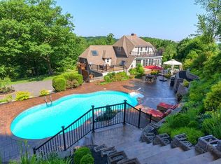 543 Prospect St, Leominster, MA 01453