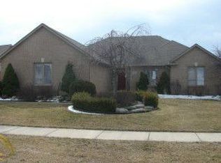 19888 Balmoral Dr, Macomb, MI 48044