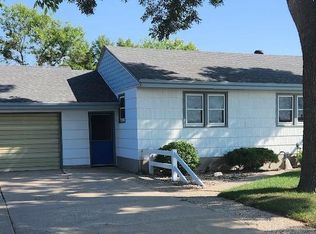 310 1st St, Windom, MN 56101
