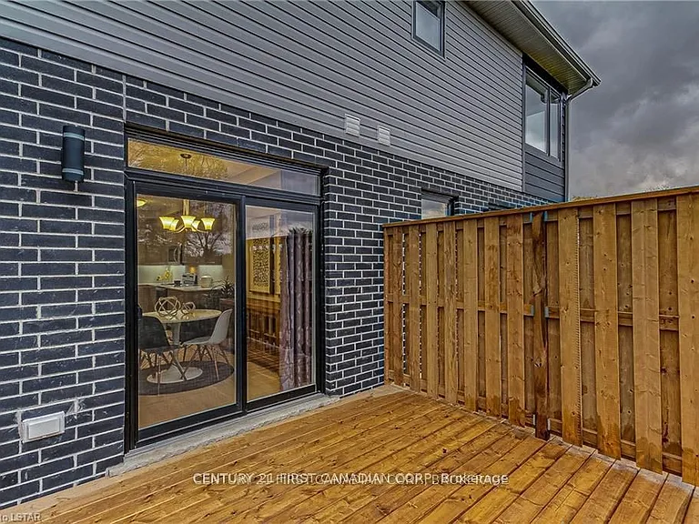 177 Edgevalley Rd #88 — Photo 34