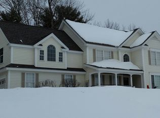 10 Olde Bridge Ln, Epping, NH 03042