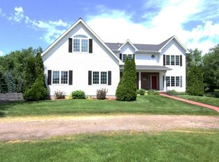 3967 Gie Dr, Center Point, IA 52213