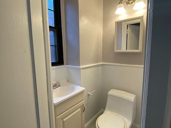 3rd image of 331 S Smedley St #9673782