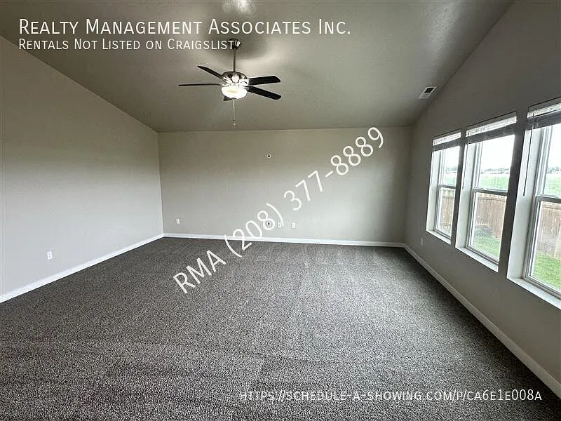 Move-In Ready and Made for Modern Living - 4 bedroom 2 Bath — Photo 4