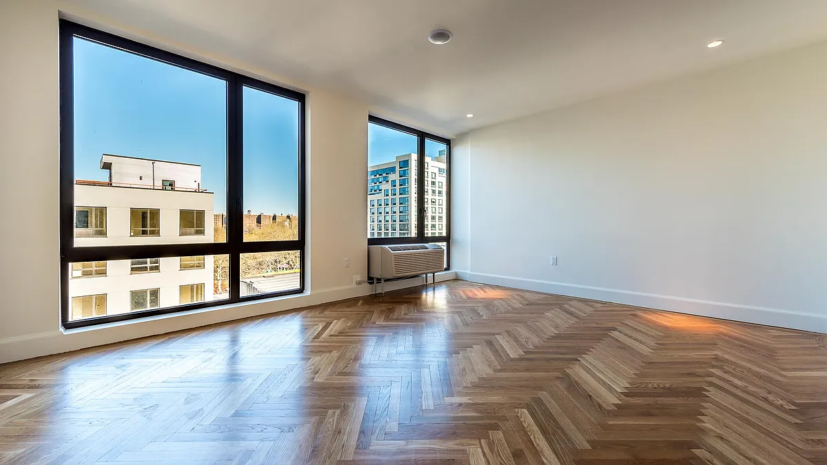 Building Photo - 1 Duffield St #326