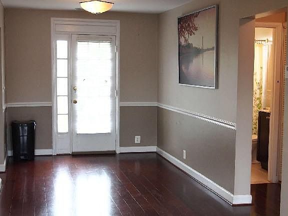 4th image of 3035 S Buchanan St APT C2