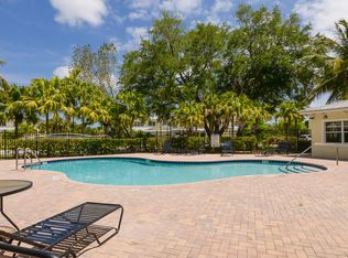 2555 Creekside Dr, Fort Pierce, FL 34981