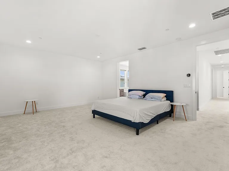 6162 Kings Peak Dr — Photo 35
