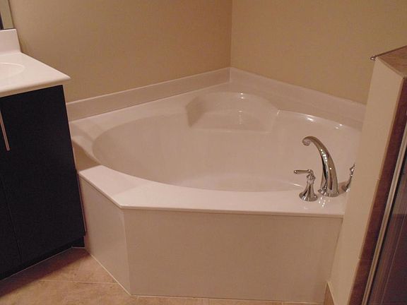 5th image of 238 E Chrystie Cir