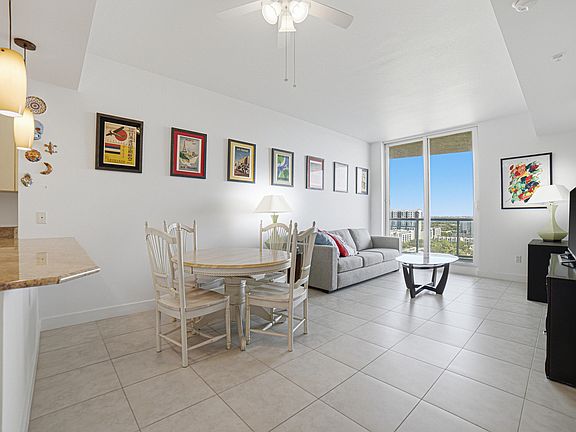4th image of 315 NE 3rd Avenue #1509