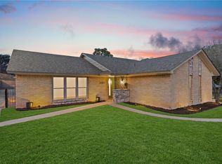 2317 Gibbs Williams Cir, Dallas, TX 75224