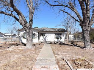 800 E 10th St, Del Rio, TX 78840