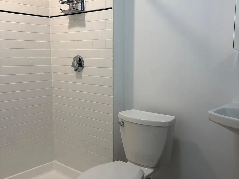 12 Hull St #1 — Photo 9