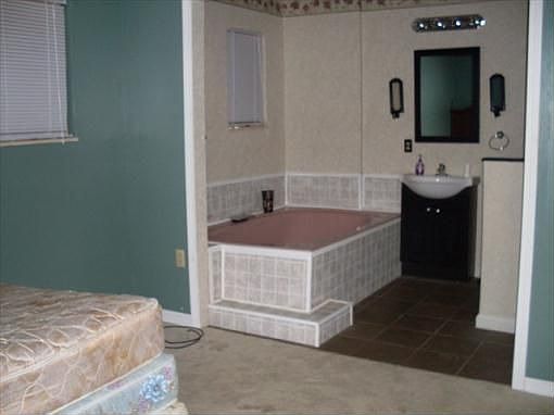 3rd image of 351 Sagewood Dr