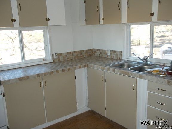 3rd image of 17884 N NILES Drive