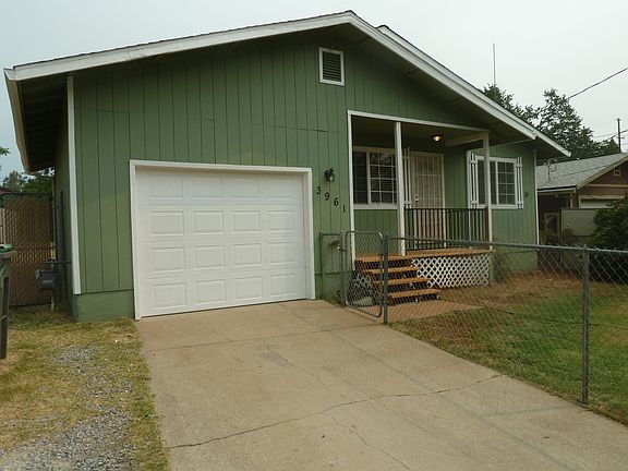 3rd image of 3961 La Mesa Ave