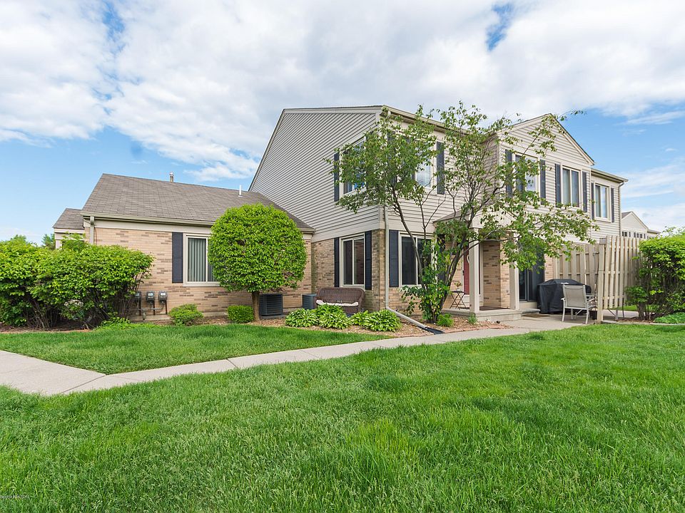 1st image of 44737 Maryland Ct