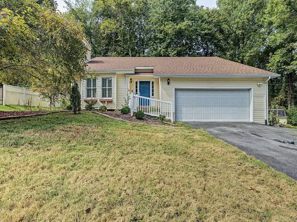 1020 Cox Trail Pl, Kingsport, TN 37660