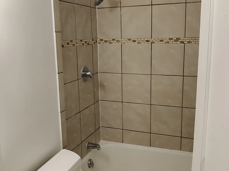 3949 W Cortland St #1R — Photo 7