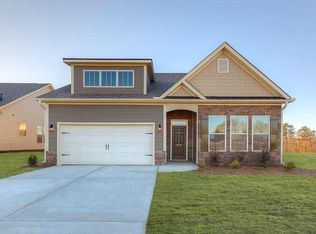 41 Fox Cove Rd, Hendersonville, NC 28792