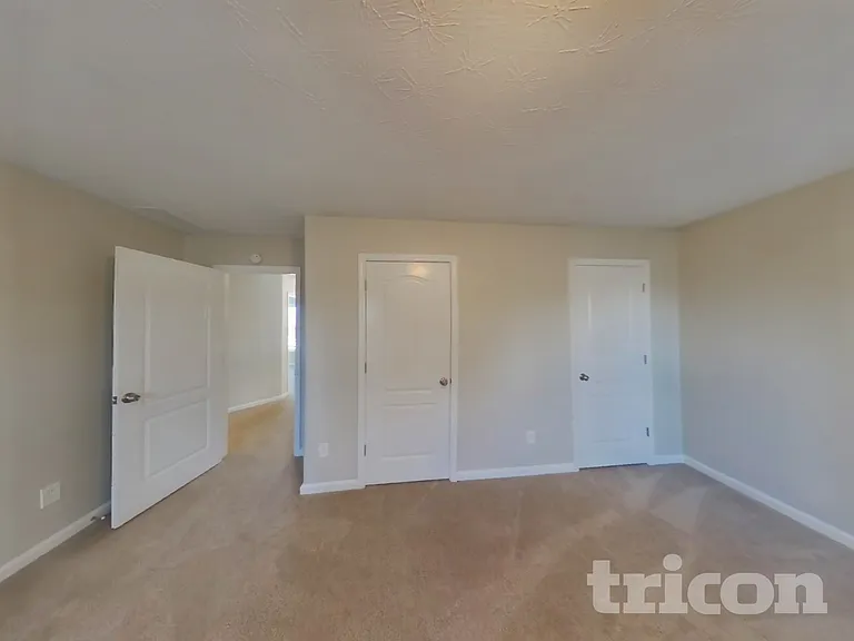238 Greenland Dr — Photo 13