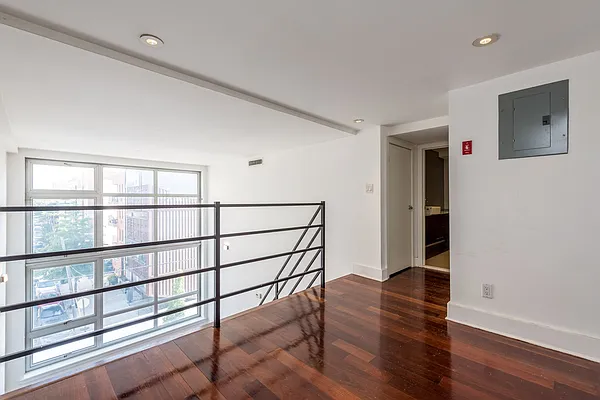 Rented by Nooklyn NYC LLC | media 30