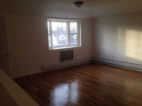 3rd image of 114-15 Mexico St #A