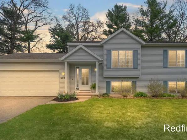 1204 Abby Ct, Muskegon, MI 49442