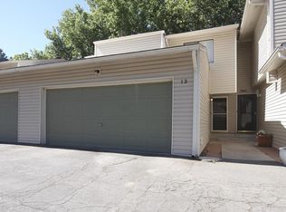 13 Lakeshore Dr NE, Albuquerque, NM 87112